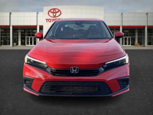 Used 2023 Honda Civic Touring image 2