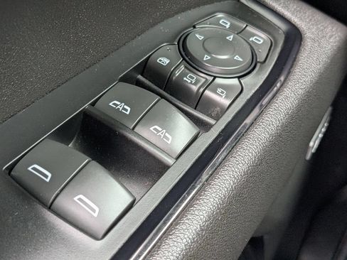 Used 2025 GMC Sierra 2500 AT4 w/ AT4 Premium Plus Package AWD/4WD image 24