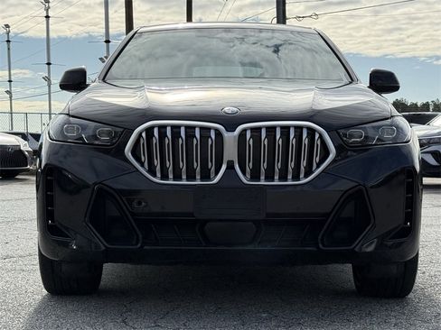 Used 2025 BMW X6 xDrive40i w/ Climate Comfort Package image 33