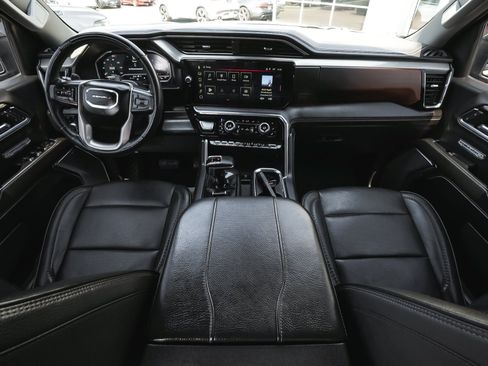 Used 2024 GMC Sierra 1500 Denali AWD/4WD image 35