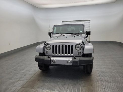 Used 2017 Jeep Wrangler Unlimited Sahara w/ Connectivity Group AWD/4WD image 14