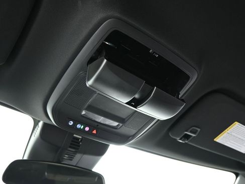 Used 2025 GMC Acadia Elevation image 35