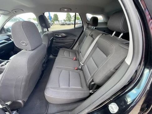 Certified 2022 GMC Terrain SLE w/ Driver Convenience Package FWD image 18