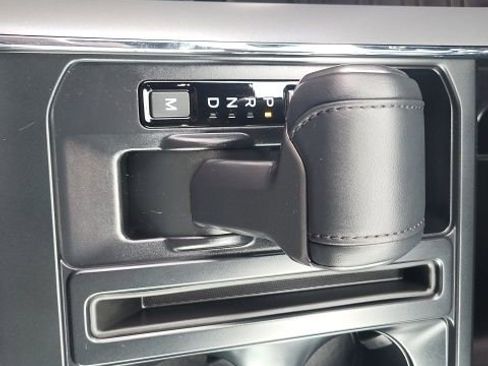 Used 2025 Ford F150 XLT w/ Equipment Group 301A Standard AWD/4WD image 40