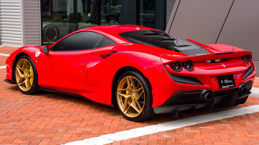 Certified 2021 Ferrari F8 Tributo RWD image 5