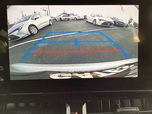 Used 2025 Toyota Corolla LE image 16