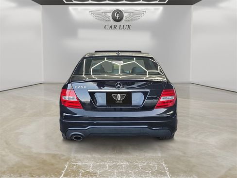 Used 2014 Mercedes-Benz C 250 Sedan w/ Multimedia Package image 4