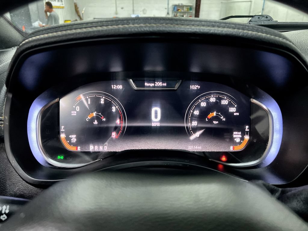 Used 2026 RAM 2500 Laramie AWD/4WD image 17