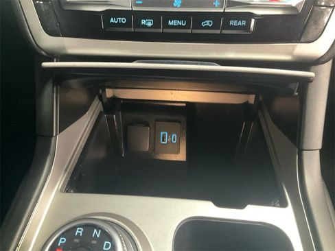 Used 2022 Ford Explorer XLT w/ Class IV Trailer Tow Package image 20