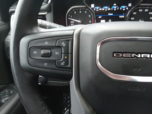 Used 2021 GMC Yukon Denali w/ LPO, Illumination Package image 22