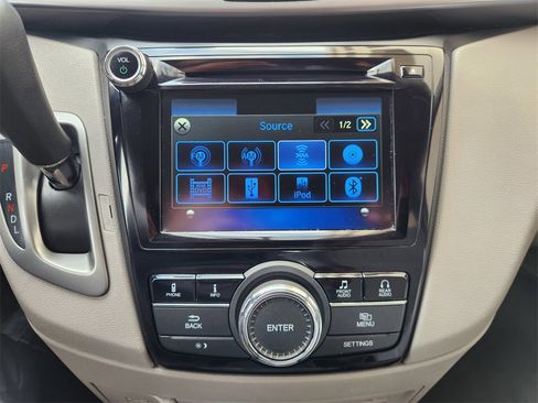 Used 2016 Honda Odyssey SE image 18