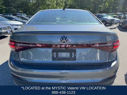 Used 2025 Volkswagen Jetta Sport FWD image 7
