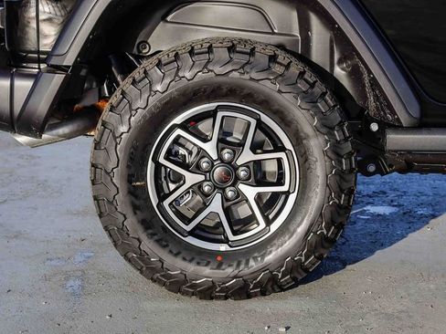 New 2026 Jeep Wrangler Unlimited Rubicon image 12