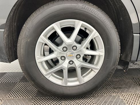 Certified 2023 Chevrolet Equinox LT AWD/4WD image 11