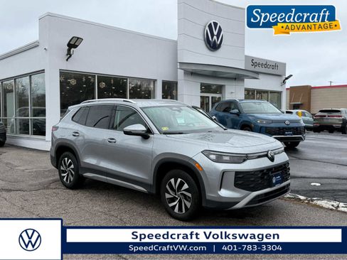 Certified 2025 Volkswagen Tiguan S image 1