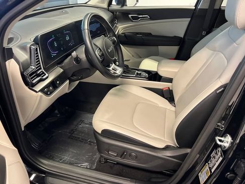 Used 2025 Kia Sportage EX w/ Premium Package FWD image 7