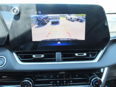 Certified 2026 Chevrolet Equinox LT FWD image 28