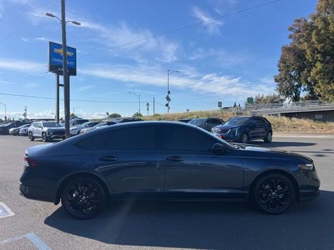 Used 2025 Honda Accord SE image 5