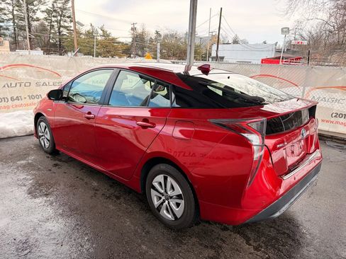 Used 2017 Toyota Prius Two w/ Prius Two Safety Plus Package image 13