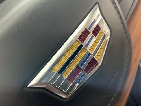 Used 2019 Cadillac XT5 Platinum AWD/4WD image 43