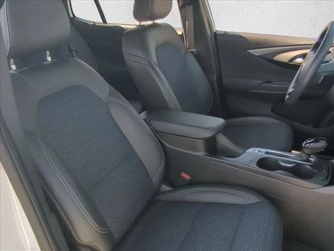 Used 2024 Buick Envista Preferred FWD image 20