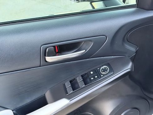 Used 2022 Lexus IS 350 F Sport image 47