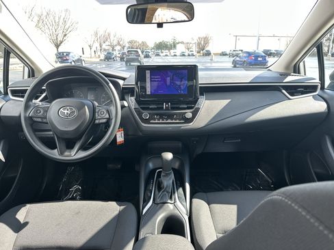 Certified 2024 Toyota Corolla LE image 28