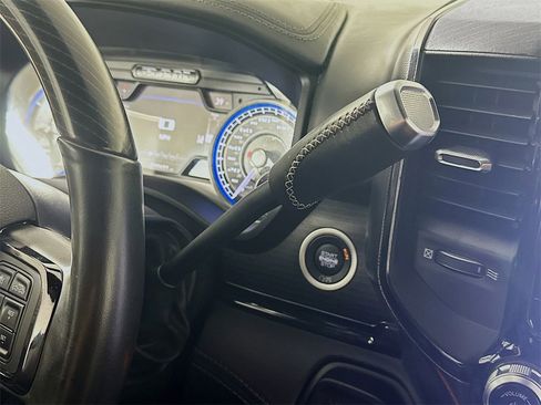 Used 2022 RAM 2500 Limited image 16