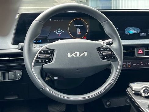 Used 2022 Kia EV6 Wind AWD/4WD image 12