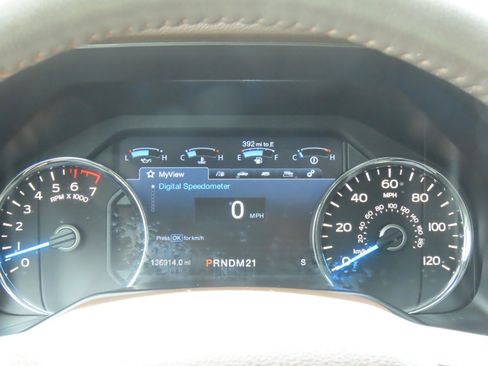 Used 2015 Ford F150 King Ranch w/ Equipment Group 601A Luxury AWD/4WD image 29