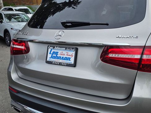 Used 2019 Mercedes-Benz GLC 300 4MATIC image 14