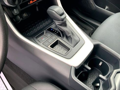 New 2025 Toyota RAV4 LE image 7