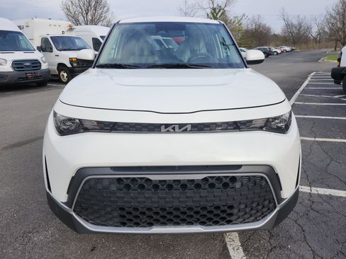 Used 2025 Kia Soul LX w/ LX Technology Package image 10