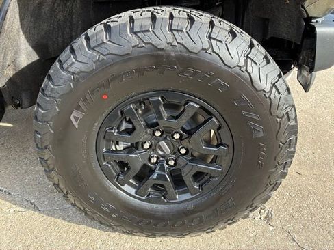 New 2026 Ford Bronco Raptor image 12