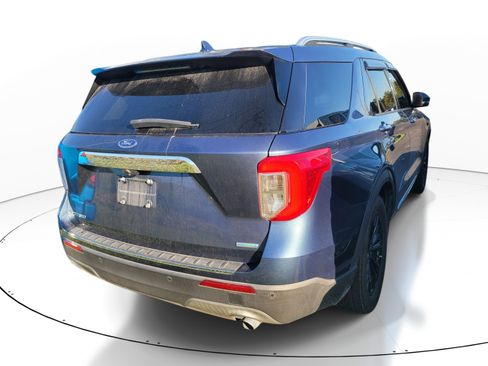 Used 2020 Ford Explorer Limited RWD image 4