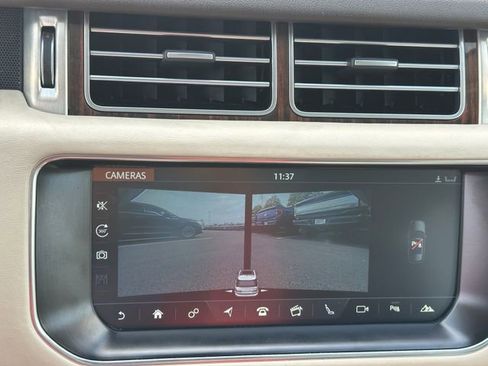 Used 2017 Land Rover Range Rover HSE image 29