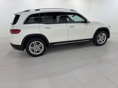 Used 2021 Mercedes-Benz GLB 250 4MATIC image 6