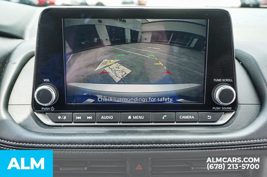 Used 2024 Nissan Rogue S FWD image 34