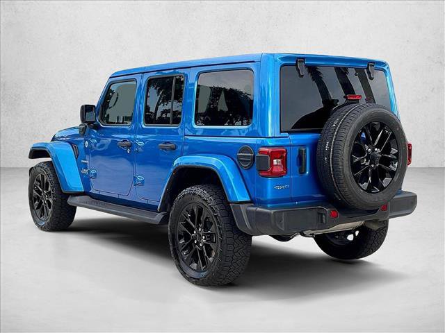 Used 2021 Jeep Wrangler Unlimited Sahara w/ Cold Weather Group AWD/4WD image 13