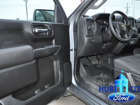 Used 2022 Chevrolet Silverado 1500 Custom w/ LPO, Dark Essentials Package image 11