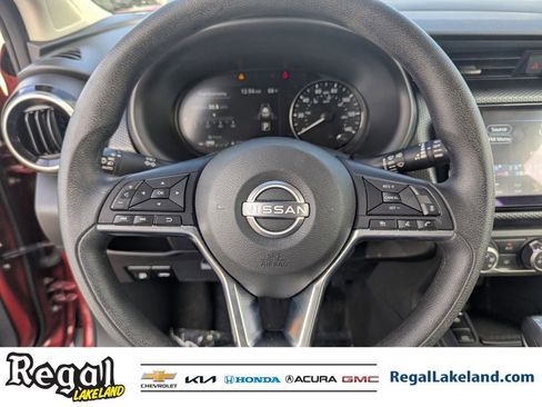 Used 2024 Nissan Kicks SV image 27