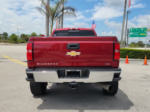 Used 2018 Chevrolet Silverado 2500 LTZ w/ Duramax Plus Package AWD/4WD image 6
