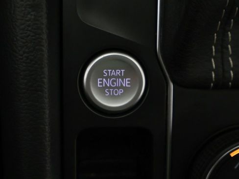 Used 2023 Volkswagen Atlas Cross Sport SE w/ Panoramic Sunroof Package image 41