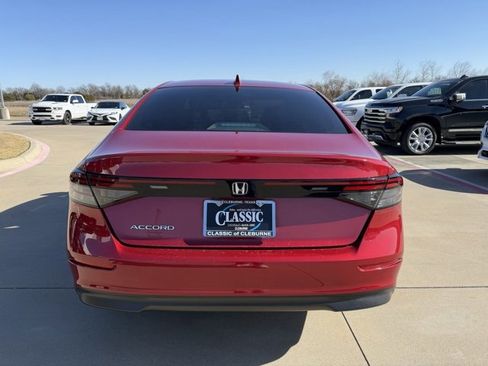 Used 2023 Honda Accord EX image 4