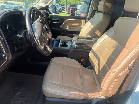 Used 2018 GMC Sierra 1500 Denali AWD/4WD image 3