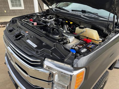 Used 2017 Ford F350 Lariat w/ Lariat Ultimate Package image 26