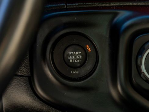 Used 2022 Jeep Gladiator Rubicon w/ LED Lighting Group image 21