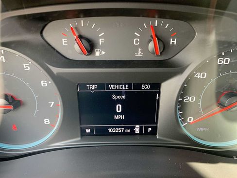 Used 2018 Chevrolet Malibu LS FWD image 12