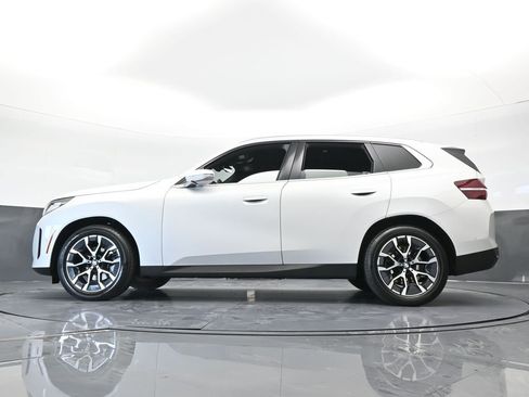 Used 2025 BMW X3 xDrive30i w/ M Sport Package image 62