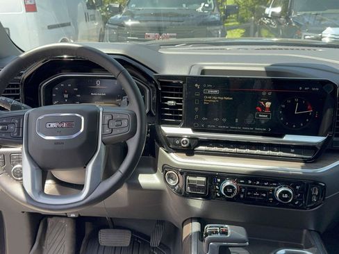 Used 2026 GMC Sierra 1500 SLT w/ SLT Premium Plus Package AWD/4WD image 16